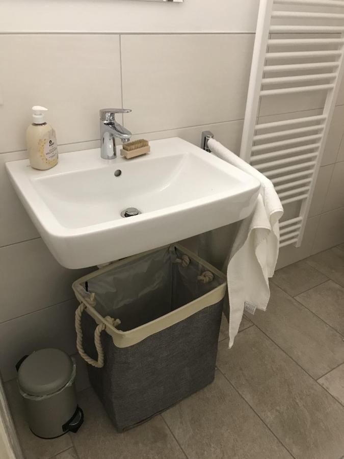 Schoenes Ferienappartment In Zell Am See: Zentral Gelegen Und Naehe Der Areitbahn Und Dem Zeller See Eksteriør bilde